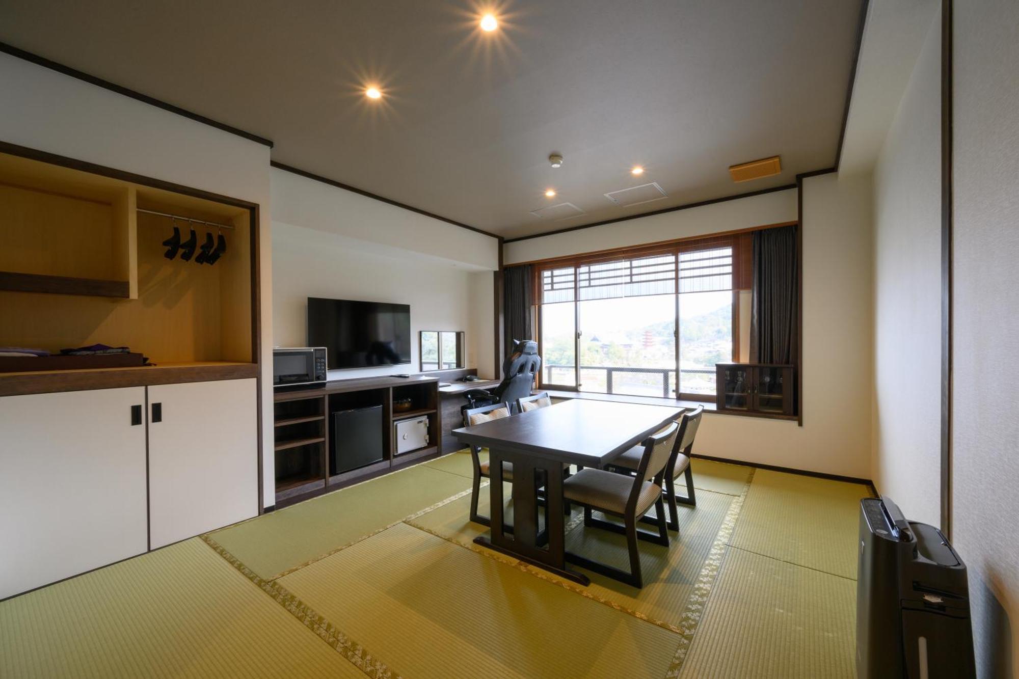 Jukeiso Hotel Hatsukaichi Exterior photo