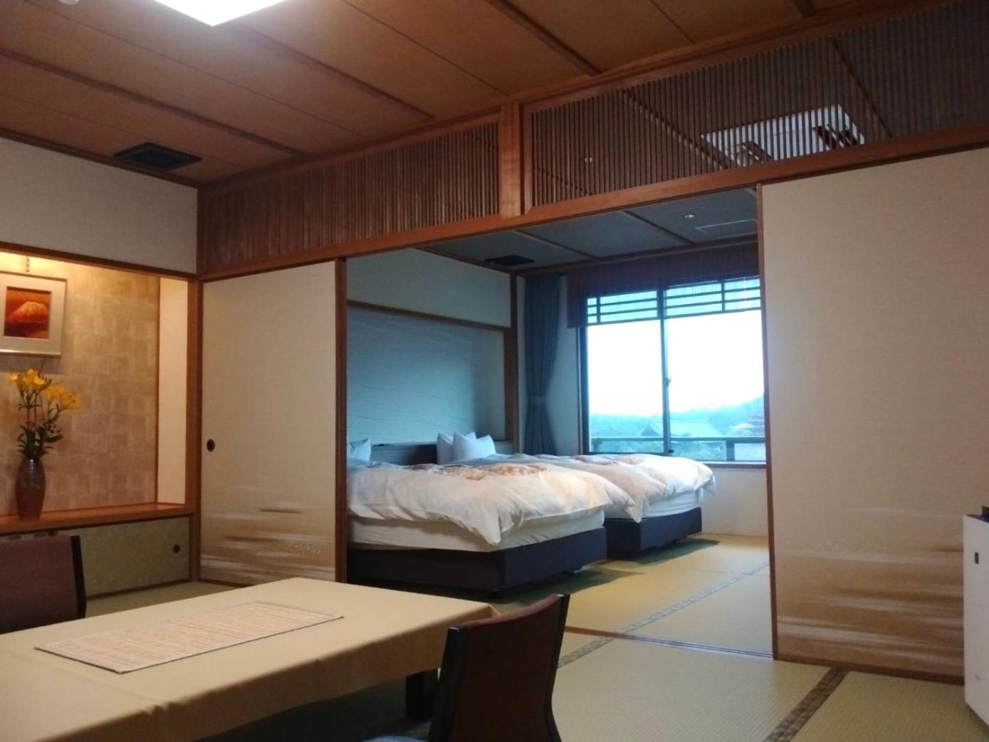 Jukeiso Hotel Hatsukaichi Exterior photo