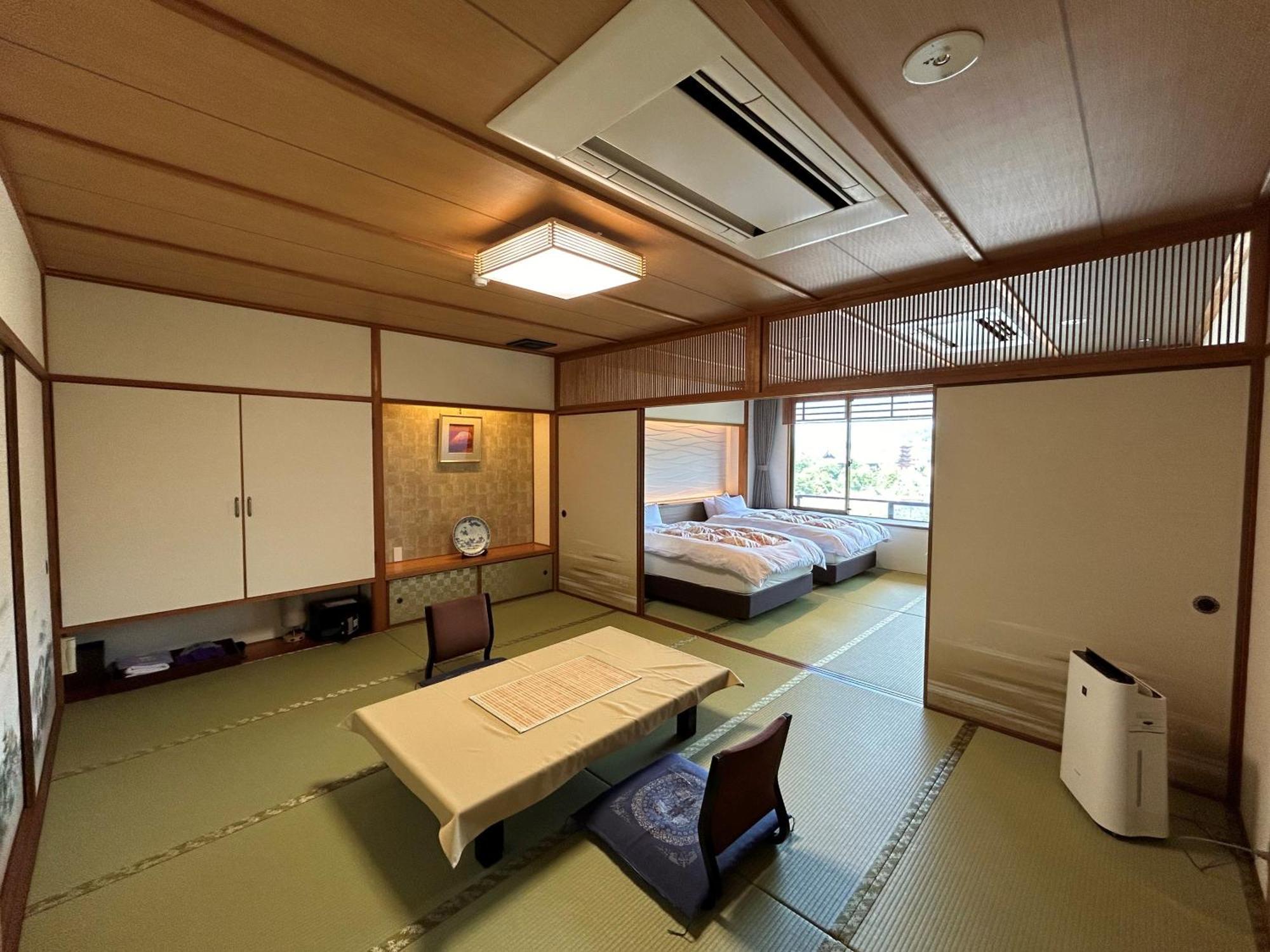 Jukeiso Hotel Hatsukaichi Exterior photo