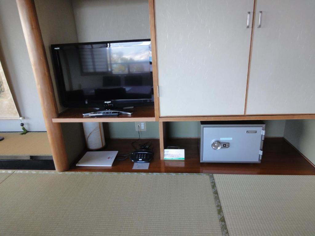 Jukeiso Hotel Hatsukaichi Exterior photo